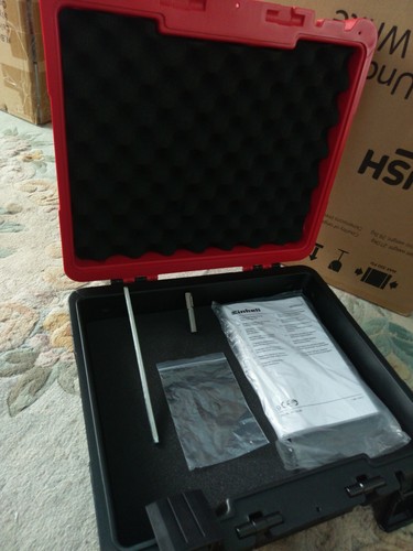 Lockable power tool - lockable, with