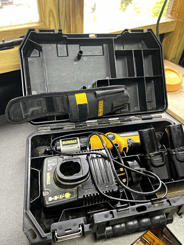 Dewalt cordless drill set - cordless,
