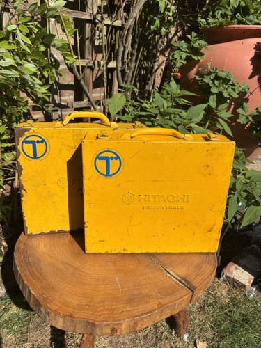 Vintage hitachi metal tool box - hitachi,